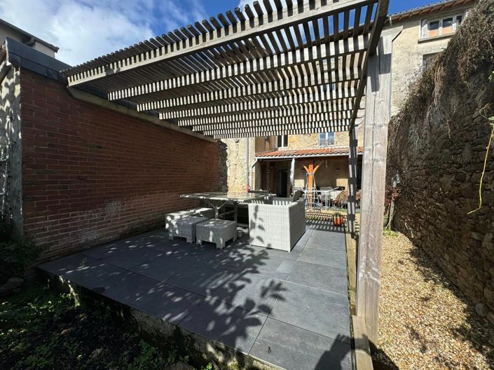 Image No.14-8 Bed House for sale