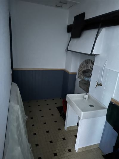 Image No.12-2 Bed House for sale