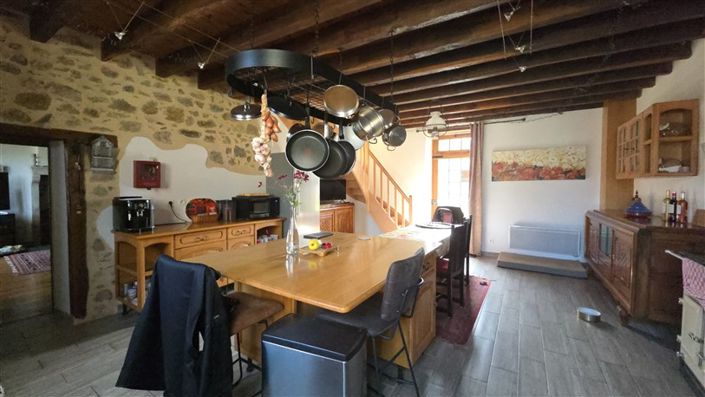 Image No.3-Maison de 2 chambres à vendre à Lussac-les-Églises