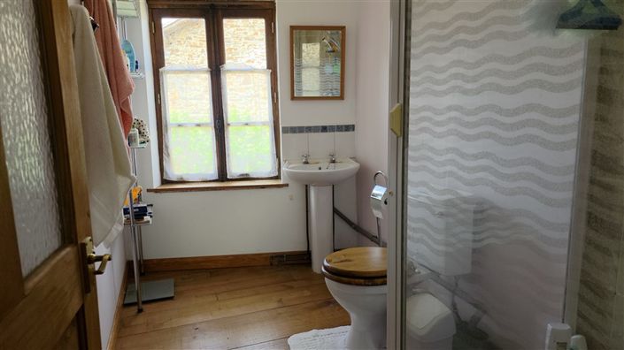 Image No.15-5 Bed House for sale