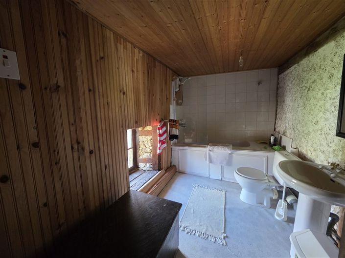 Image No.23-5 Bed House for sale