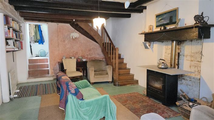 Image No.6-5 Bed House for sale