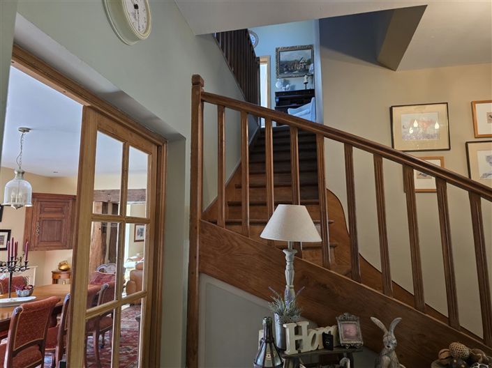 Image No.12-5 Bed House for sale