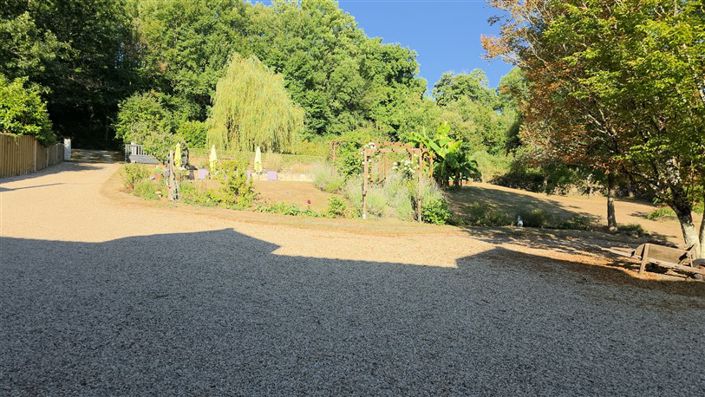 Image No.26-5 Bed House for sale