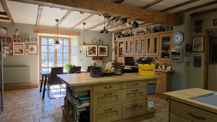 Image No.5-5 Bed House for sale