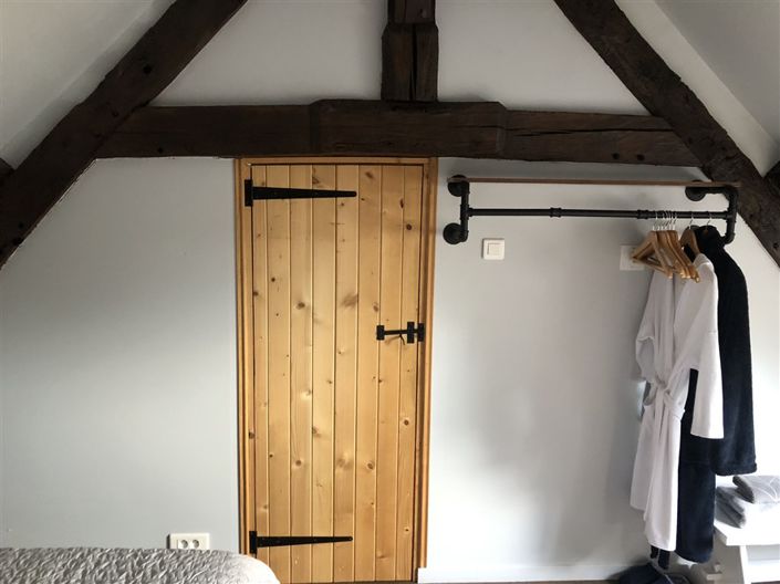 Image No.25-6 Bed House for sale