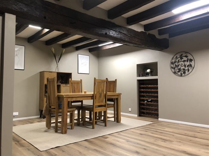 Image No.4-6 Bed House for sale