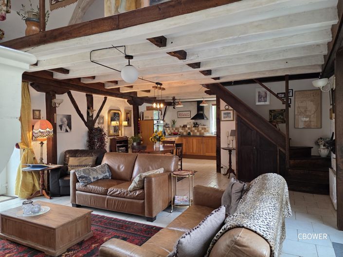 Image No.4-6 Bed House for sale