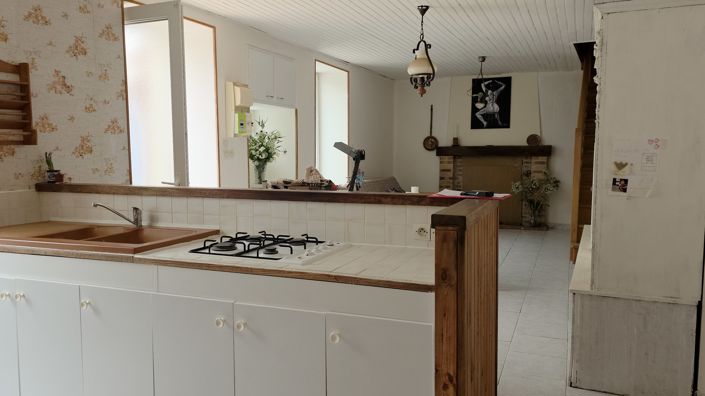 Image No.27-6 Bed House for sale