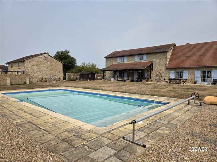 Image No.14-11 Bed House for sale