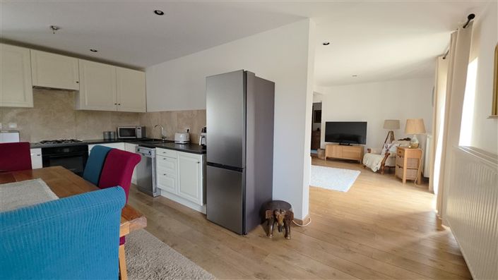 Image No.21-11 Bed House for sale