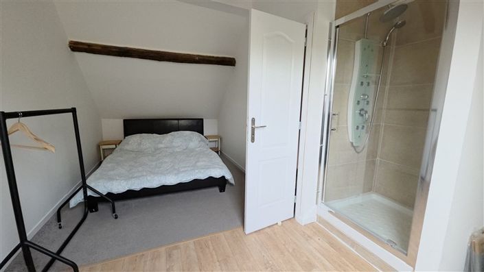 Image No.24-11 Bed House for sale