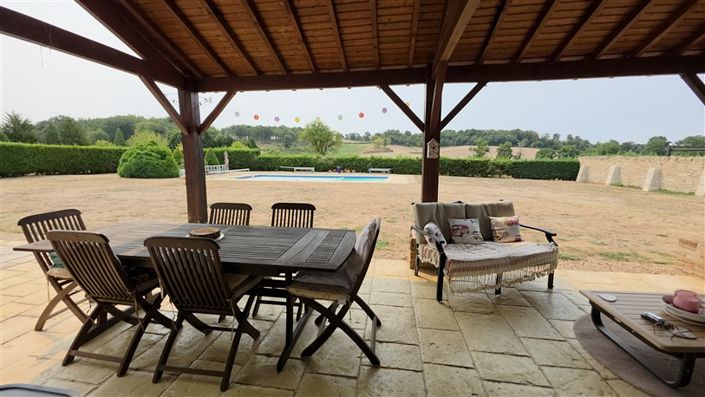 Image No.23-11 Bed House for sale