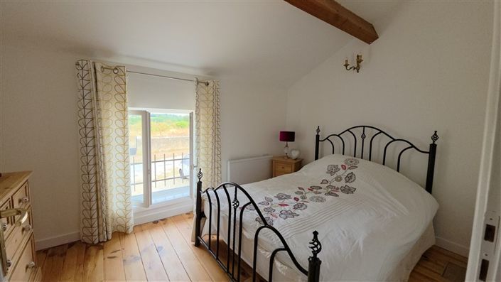 Image No.12-11 Bed House for sale