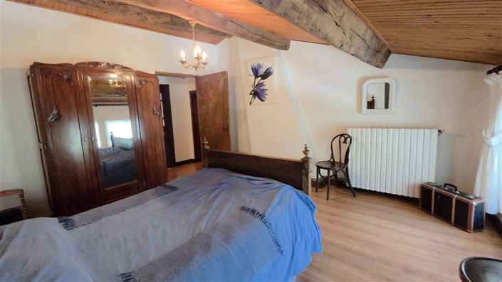 Image No.12-Maison de campagne de 3 chambres à vendre à Darnac