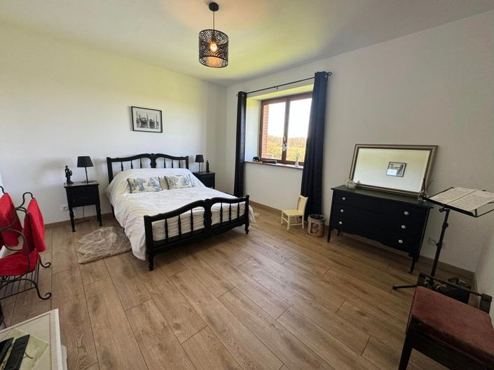 Image No.13-3 Bed House for sale