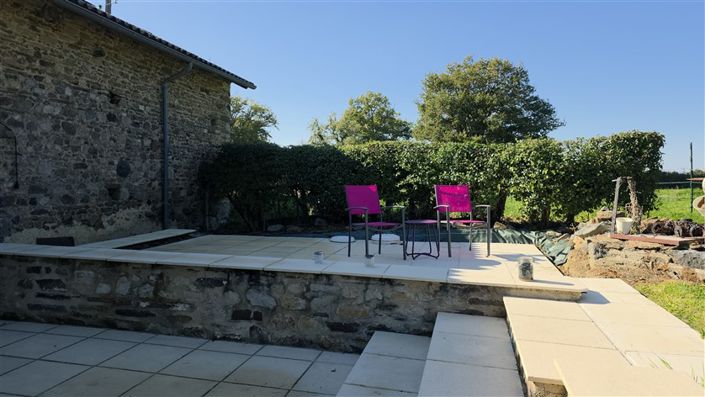 Image No.9-2 Bed House for sale