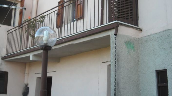 Image No.10-3 Bed Semi-Detached for sale