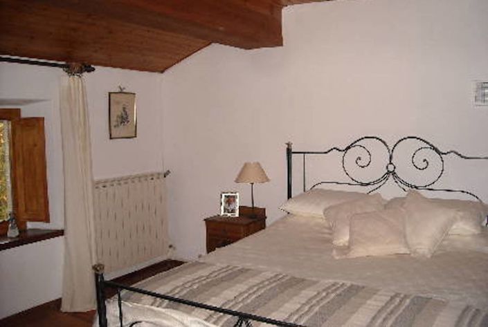 Image No.15-4 Bed House for sale