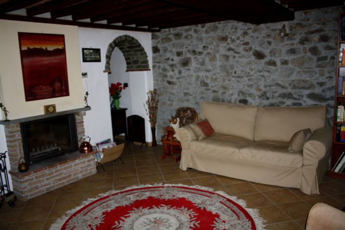 Image No.6-4 Bed House for sale