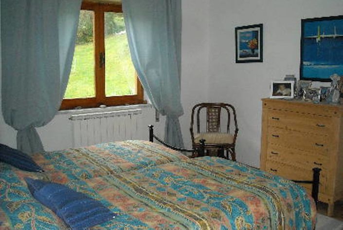 Image No.13-4 Bed House for sale