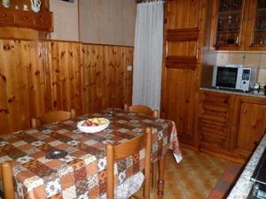 Image No.2-4 Bed Property for sale