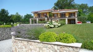 Image No.1-8 Bed Villa for sale