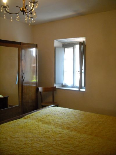 Image No.7-2 Bed Semi-Detached for sale