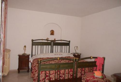 Image No.9-2 Bed Semi-Detached for sale