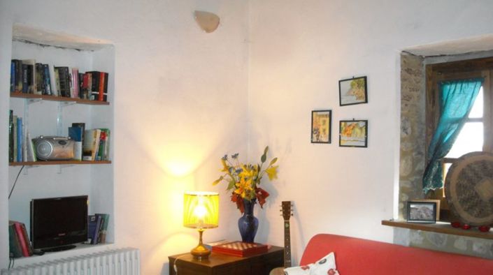 Image No.12-5 Bed Property for sale