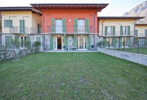 Image No.12-5 Bed Semi-Detached for sale