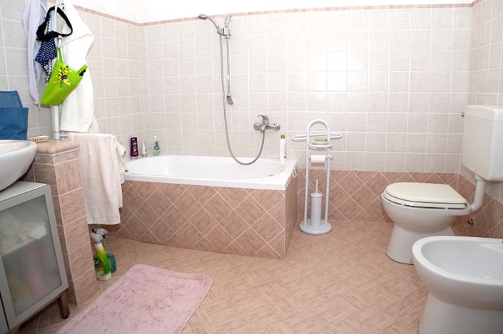 Image No.12-3 Bed Apartment for sale