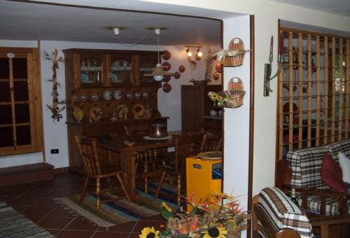 Image No.4-2 Bed Property for sale