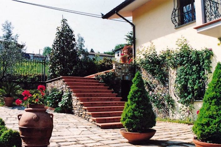 Image No.3-4 Bed Property for sale