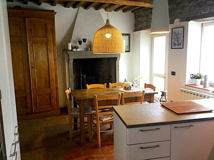 Image No.6-4 Bed Semi-Detached for sale