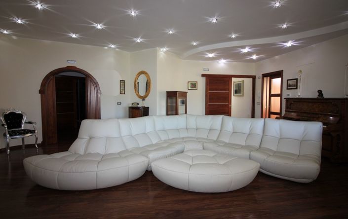 Image No.4-4 Bed Villa for sale