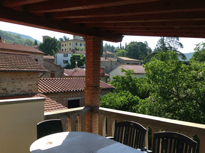 Image No.4-4 Bed Semi-Detached for sale