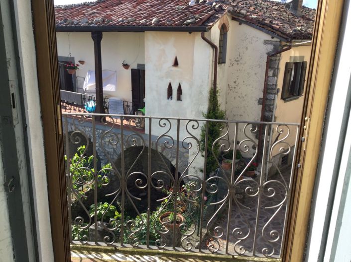 Image No.3-2 Bed Semi-Detached for sale