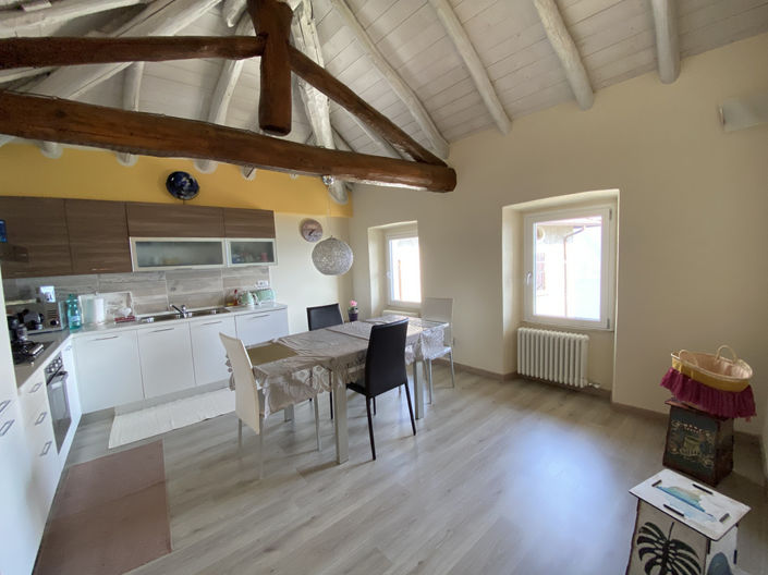 Image No.8-3 Bed Semi-Detached for sale