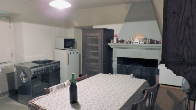 Image No.10-5 Bed Property for sale