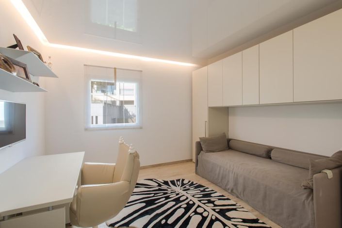 Image No.9-3 Bed Apartment for sale