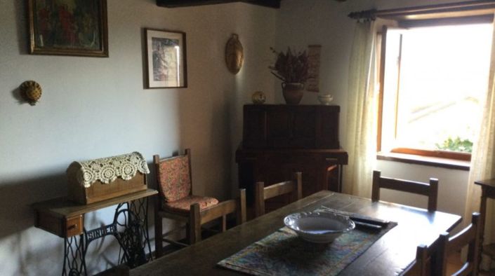 Image No.6-3 Bed House for sale