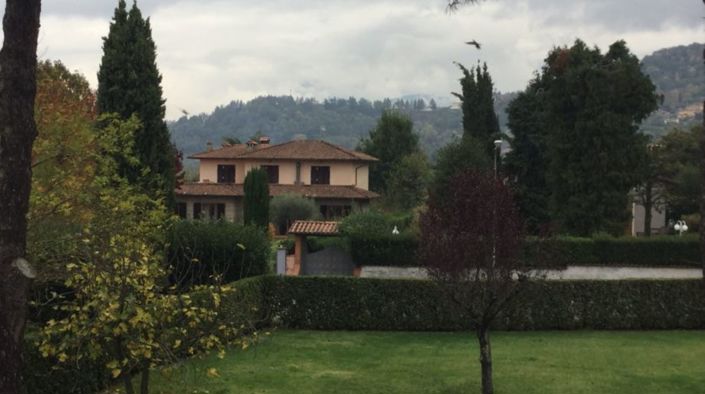 Image No.14-4 Bed Property for sale