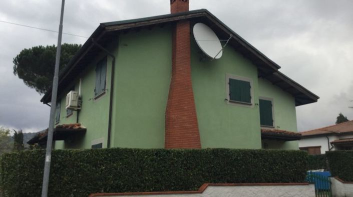 Image No.16-4 Bed Property for sale