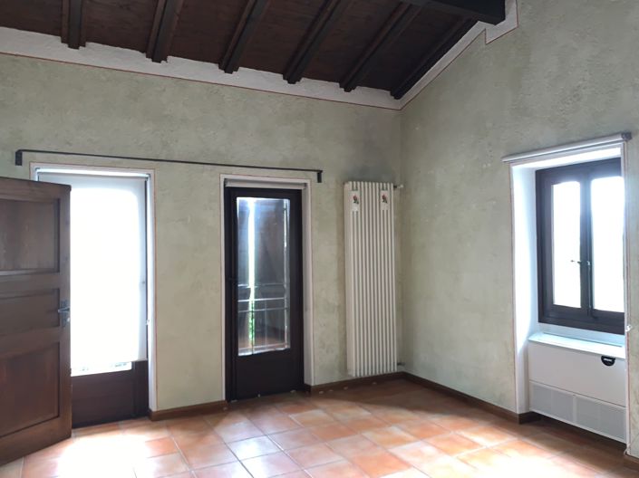 Image No.9-3 Bed Property for sale