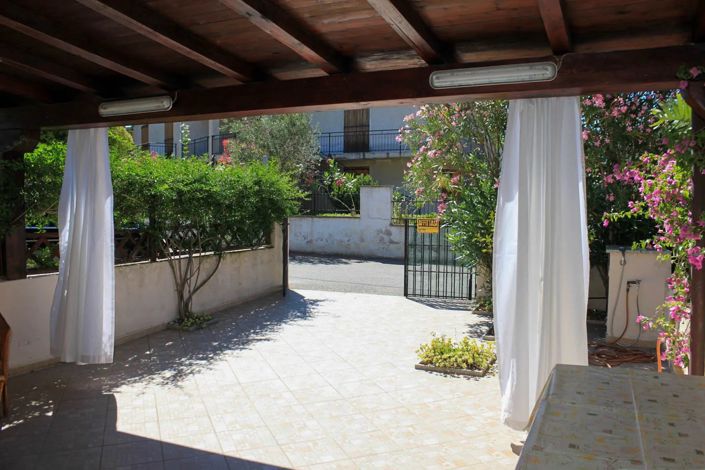 Image No.3-2 Bed Semi-Detached for sale