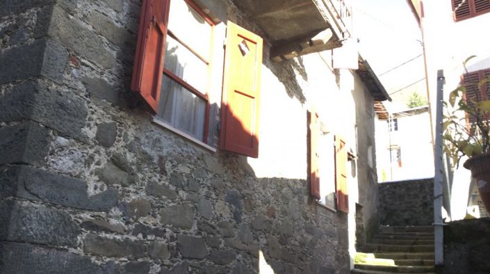 Image No.9-2 Bed House for sale