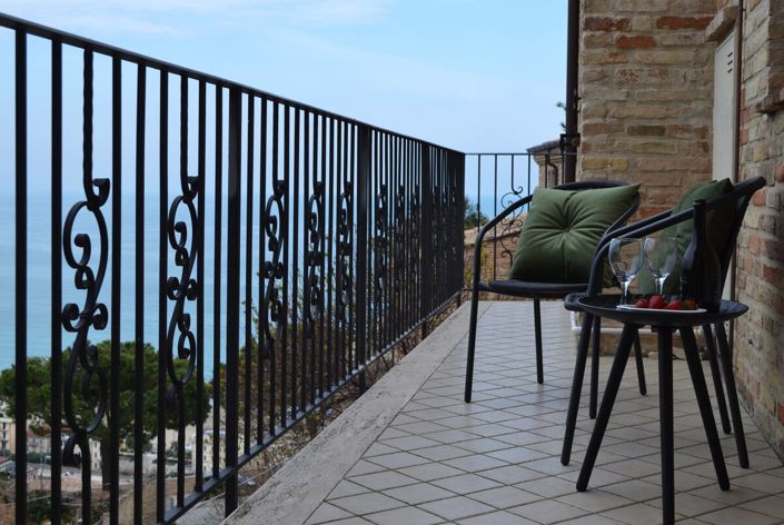 Image No.13-2 Bed Apartment for sale