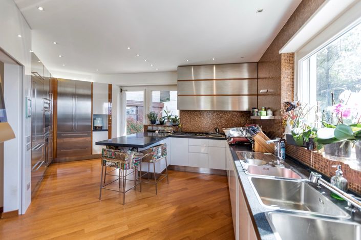 Image No.9-4 Bed Villa for sale