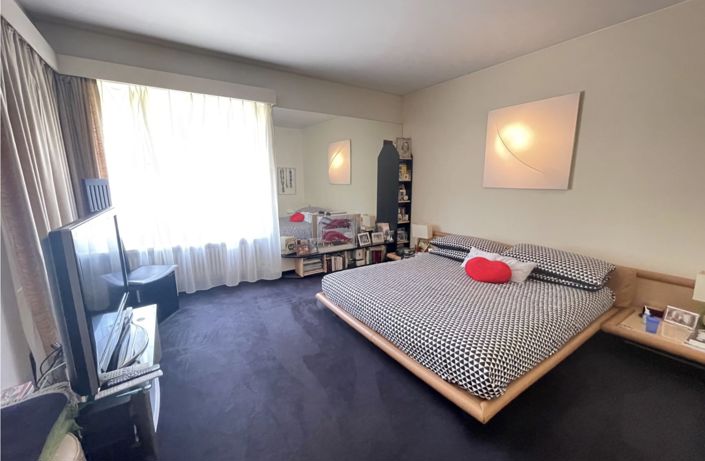 Image No.9-5 Bed Villa for sale